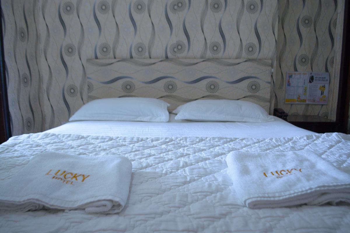 Lucky Hotel Ho Chi Minh City Room photo