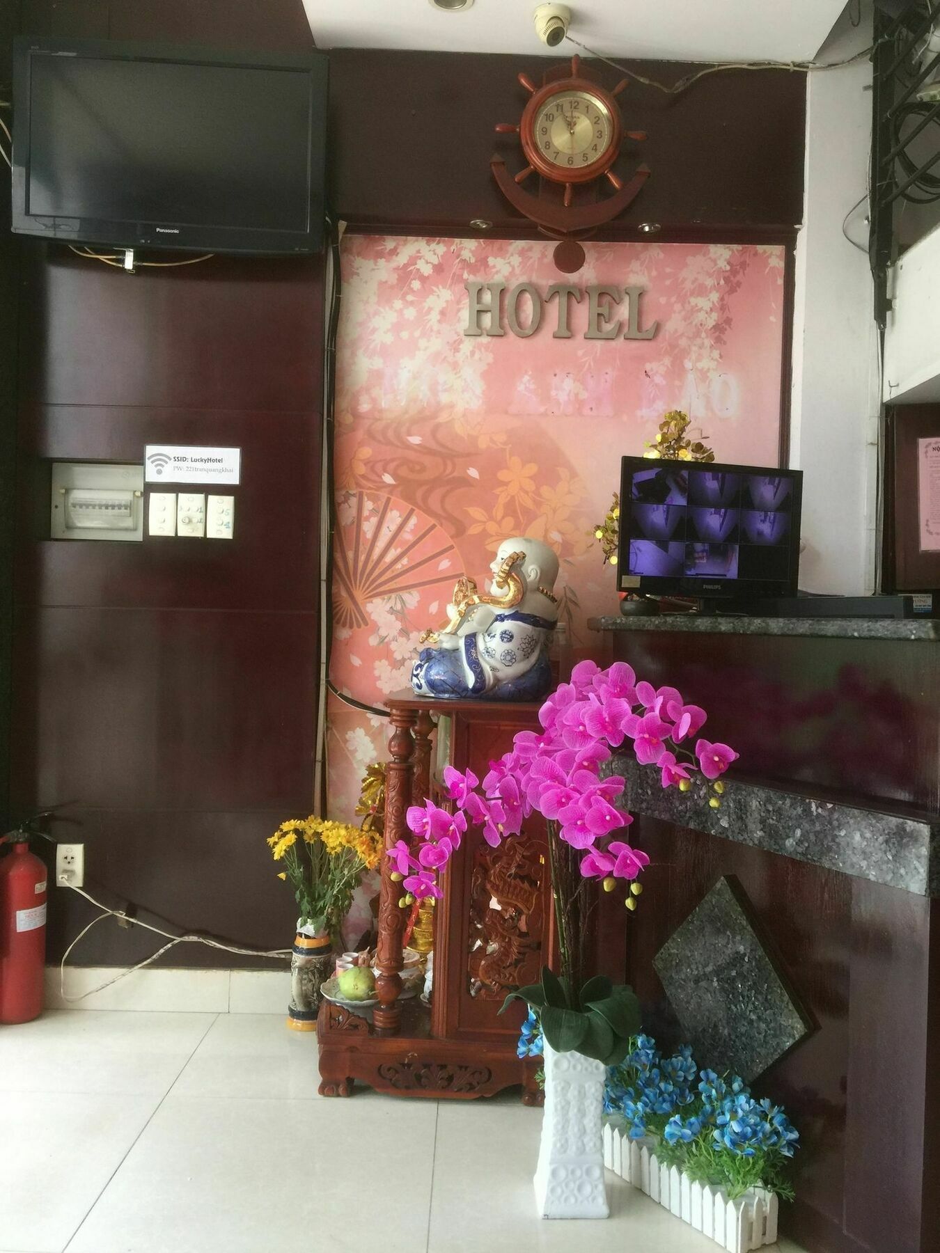 Lucky Hotel Ho Chi Minh City Exterior photo